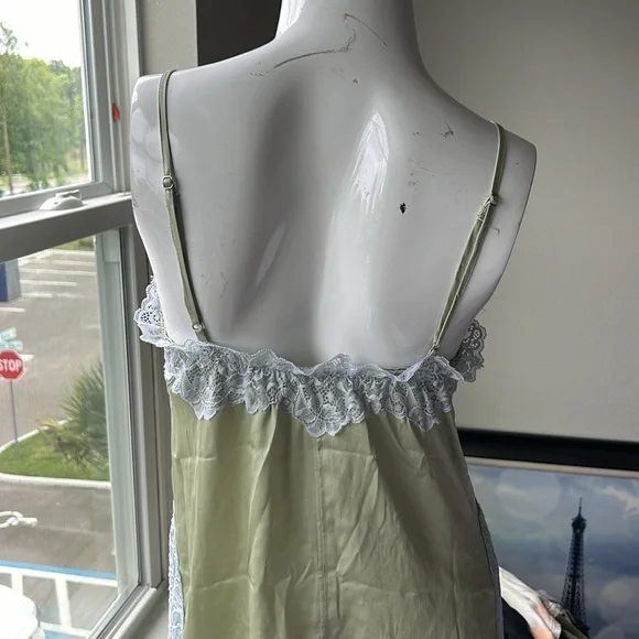 FREE PEOPLE INTIMATELY MINI SLIP DRESS SIZE S NWOT - Picture 5 of 8